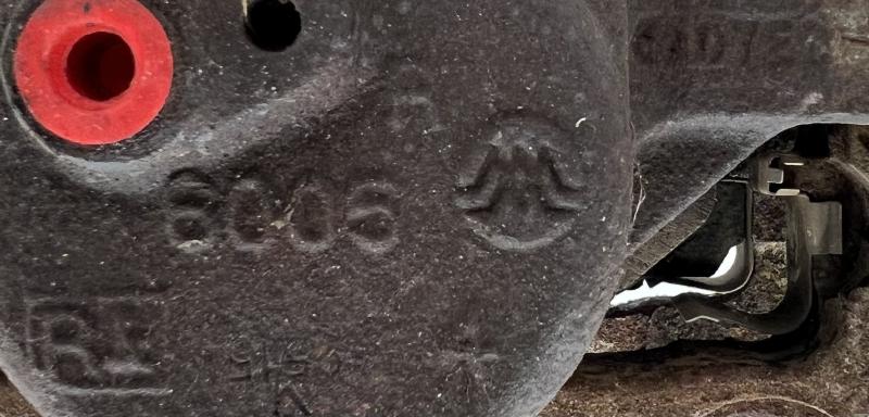 2001 Isuzu Trooper Caliper