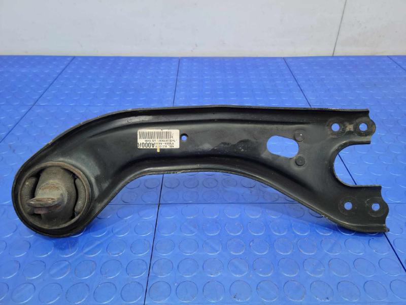 2016 Kia Sedona Lower Control Arm Rr