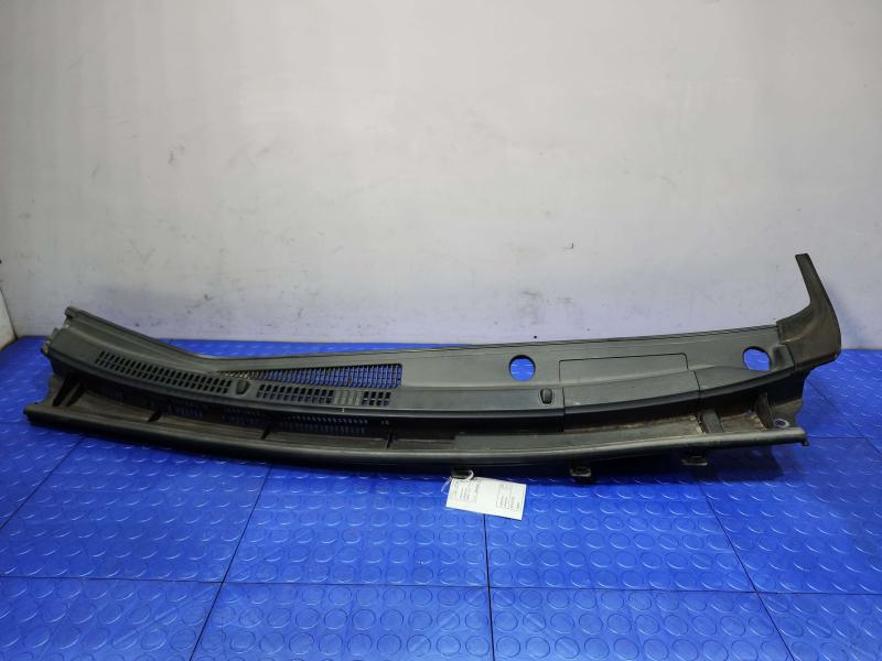 2015 Toyota Prius Cowl
