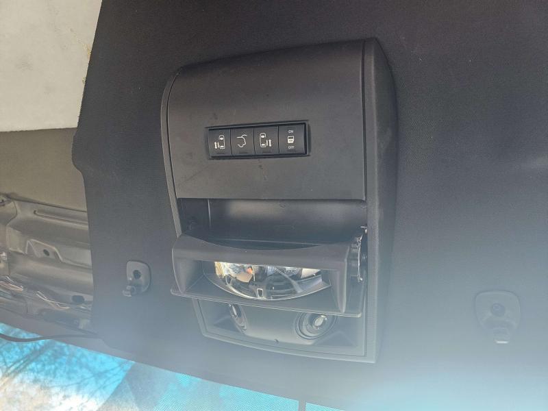 2017 Dodge Grand Caravan Front Console