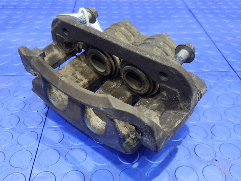 2006 Ford Mustang Caliper