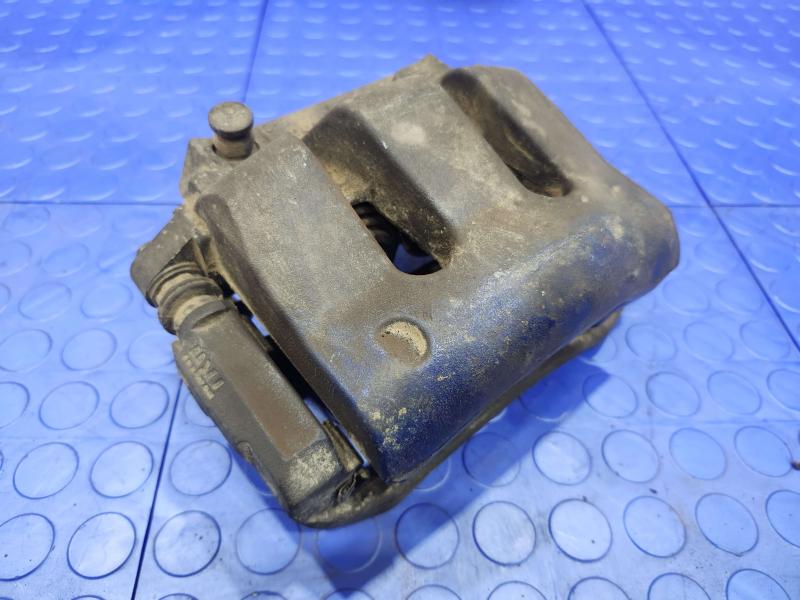 2006 Ford Mustang Caliper