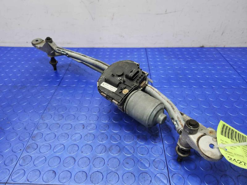 2011 BMW 535i Wiper Trans. Linkage