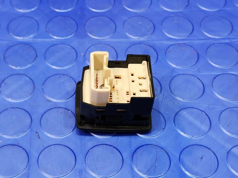 2002 Toyota Camry Door Switch Front