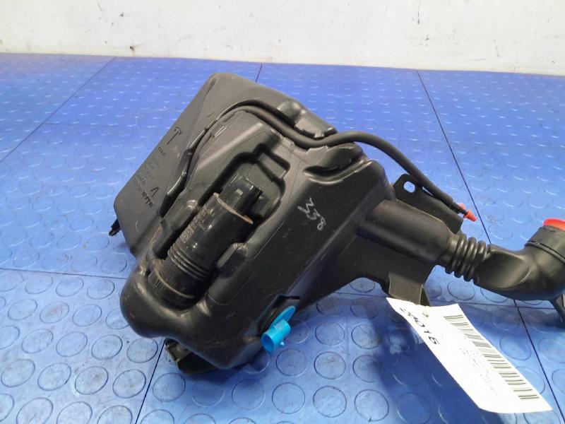 2021 Tesla Model 3 Washer Bottle