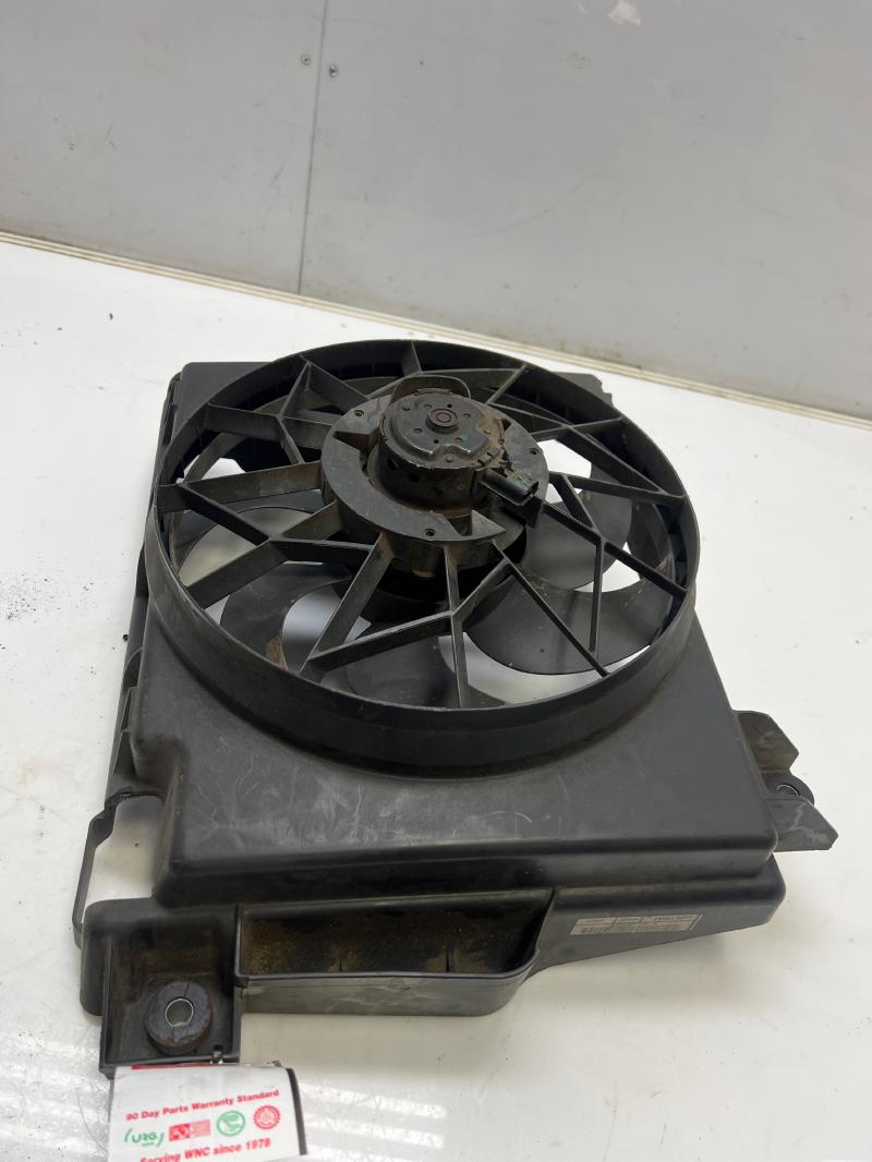 2002 2003 Dodge Ram 1500 Condenser Cooling Fan Assembly OEM 05093760AA