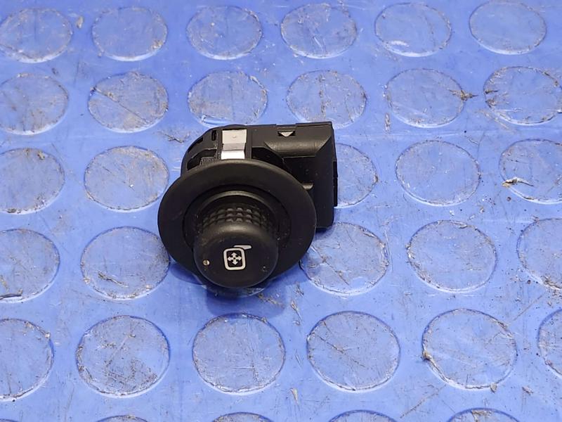 2014 Ford Mustang Door Switch Front
