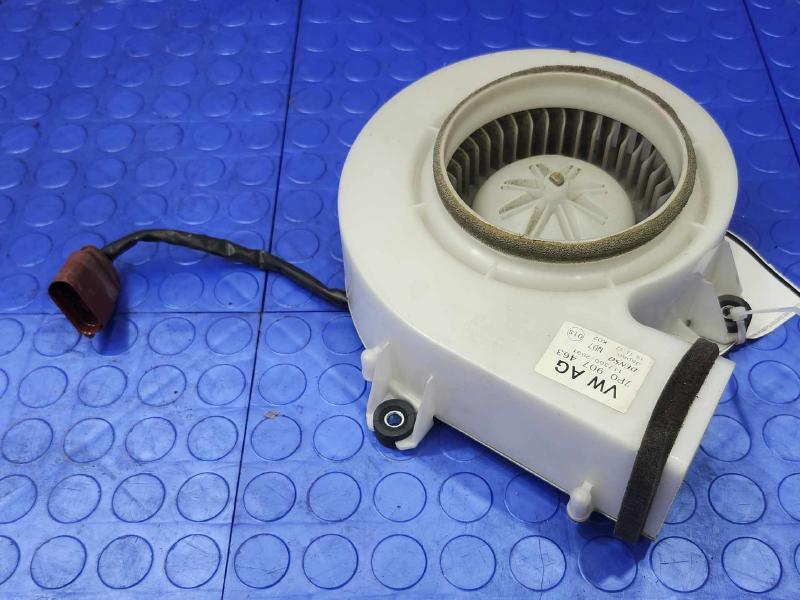 2011-2016 Volkswagen Jetta Drive Motor Battery Pack Cooling Fan Assembly OEM 7P0907463