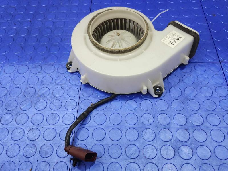 2011-2016 Volkswagen Jetta Drive Motor Battery Pack Cooling Fan Assembly OEM 7P0907463