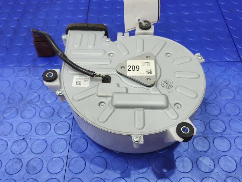 2011-2016 Volkswagen Jetta Drive Motor Battery Pack Cooling Fan Assembly OEM 7P0907463