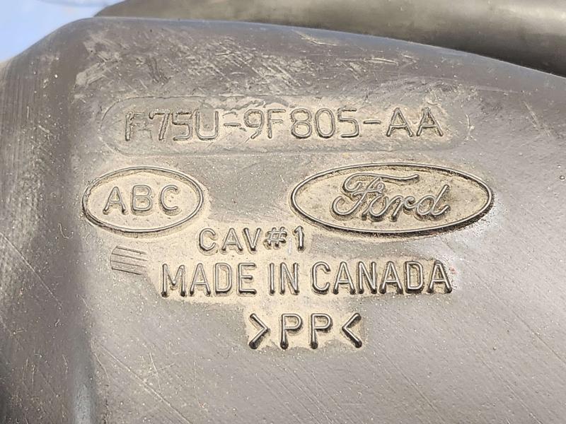 2001 Ford F-150 Air Intake Tube/Resonator
