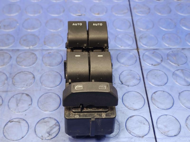 2011 Ford F-150 Door Switch Front