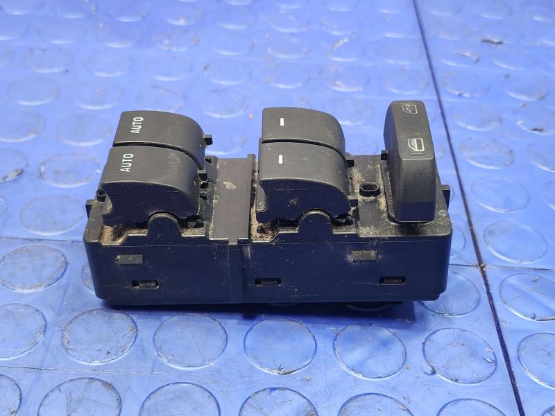 2011 Ford F-150 Door Switch Front