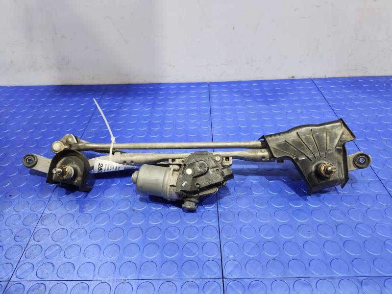 2015 Nissan Murano Wiper Motor Front