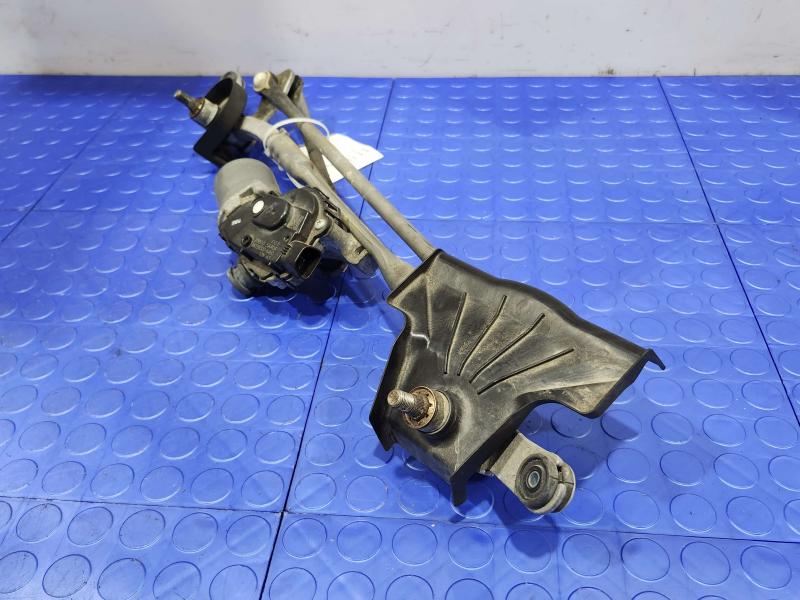 2015 Nissan Murano Wiper Motor Front
