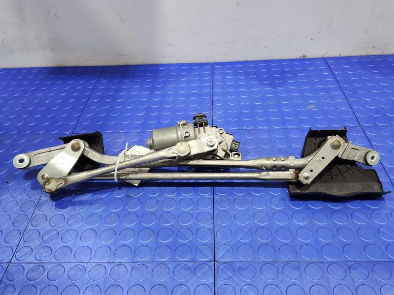2015 Nissan Murano Wiper Motor Front