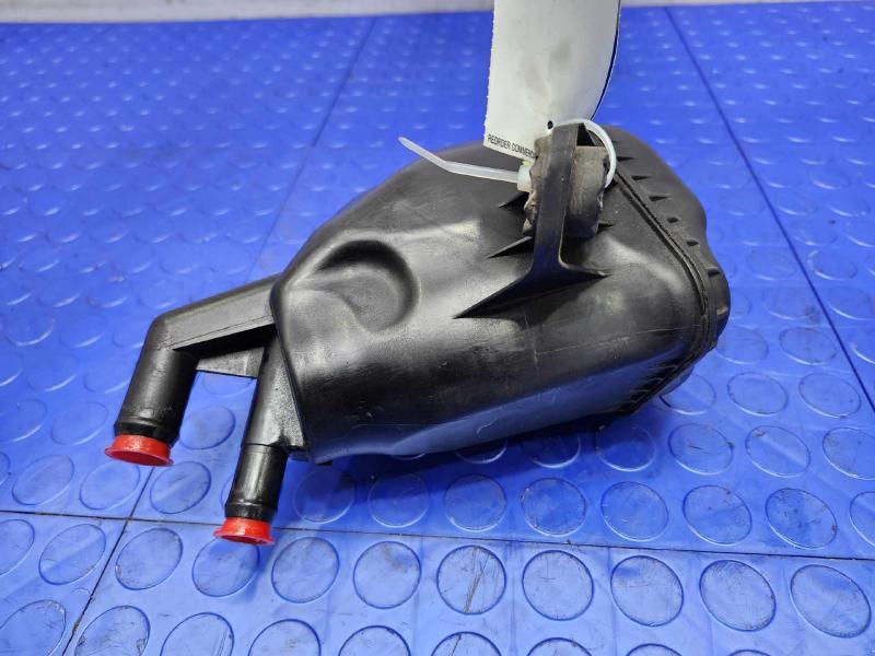 2011 BMW 535i Power Steering Reservoir