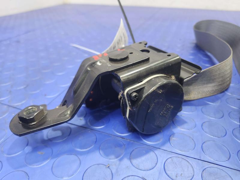 2007 Dodge Grand Caravan Rear Seat Belt