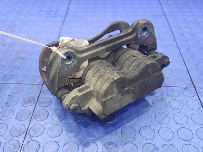 2014 Ford Mustang Caliper