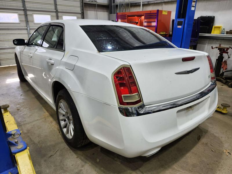 2013 Chrysler 300 Rear Seat Belt