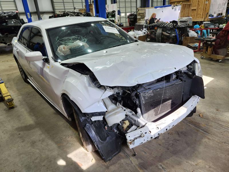 2013 Chrysler 300 Lower Control Arm Rr