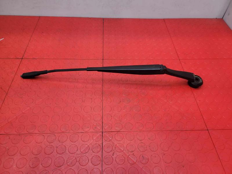 2013 Ford Fusion Wiper Arm