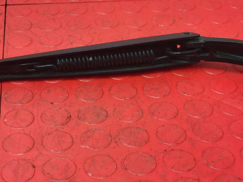 2013 Ford Fusion Wiper Arm