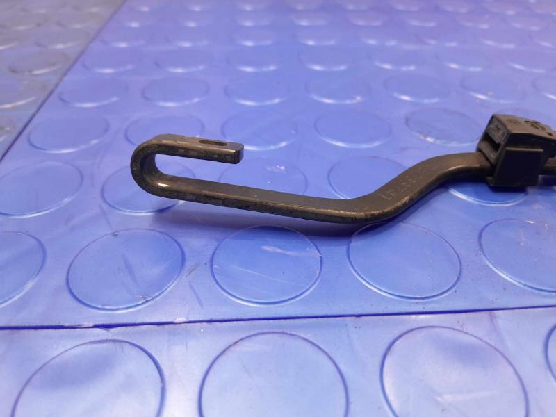 2007 Pontiac Solstice Wiper Arm