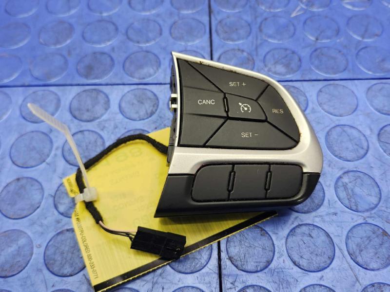 2018-2021 Jeep Compass Cruise Control Switch Genuine OEM 5YL22XSAAC