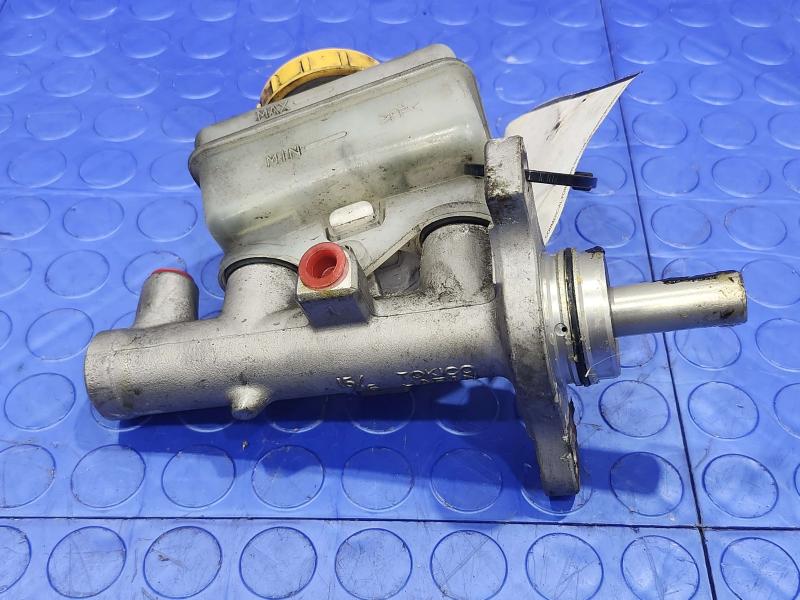 2009-2013 Subaru Forester Brake Master Cylinder Assembly OEM 26401AG030