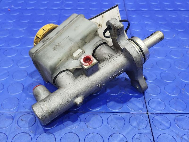 2009-2013 Subaru Forester Brake Master Cylinder Assembly OEM 26401AG030