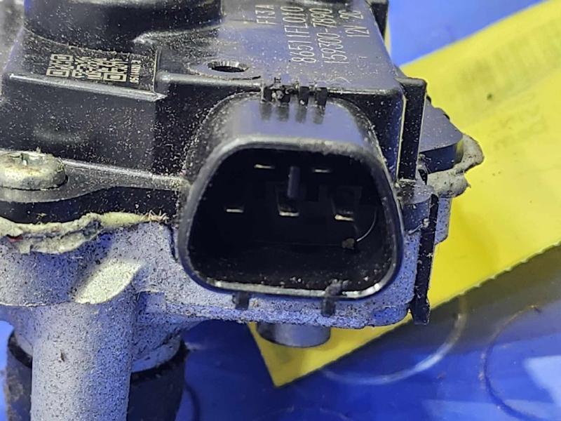 2018-2023 Subaru Crosstrek Front Windshield Wiper Motor Genuine OEM 86511FL010