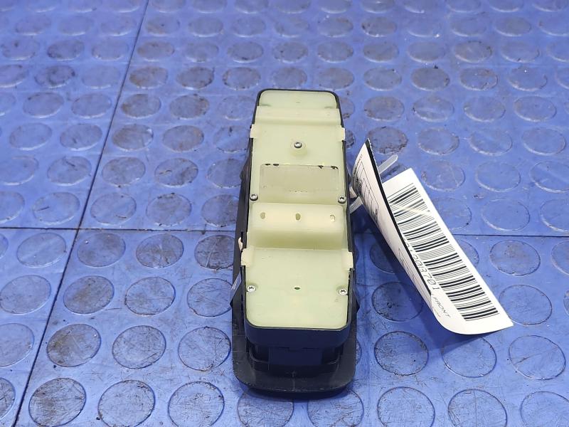 2014 Dodge Durango Door Switch Front