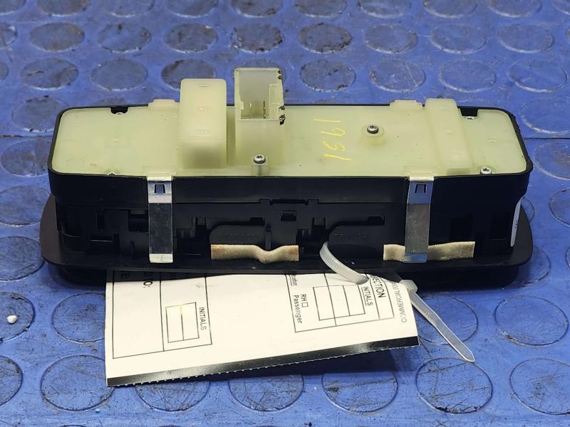 2014 Dodge Durango Door Switch Front