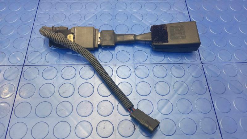 2013 Ford Focus Front Seat Belt