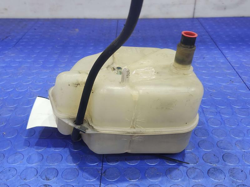 2011 Maserati Quattroporte Coolant Recovery Bottle