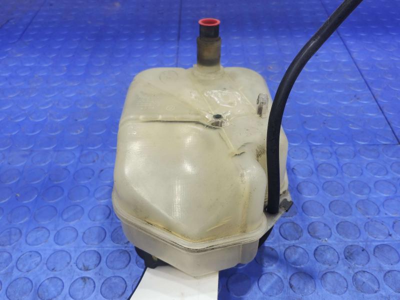 2011 Maserati Quattroporte Coolant Recovery Bottle
