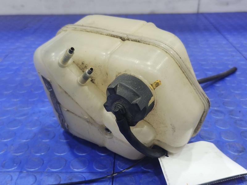 2011 Maserati Quattroporte Coolant Recovery Bottle