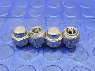 2013 Mazda Mazda2 Lug Nuts