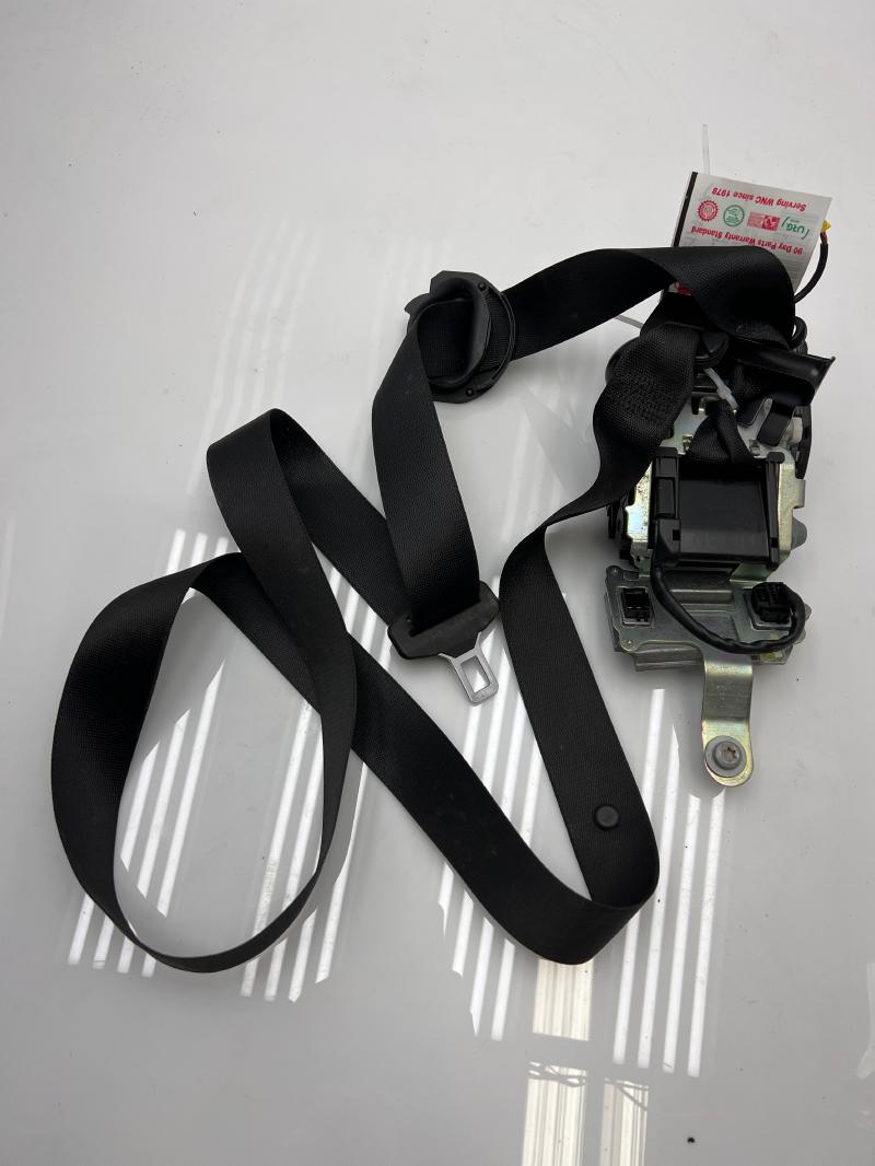 2010 - 2012 Mercedes Benz E Class W212 Sedan Front Seat Belt Retractor RH Passenger Side Black OEM 2128607885