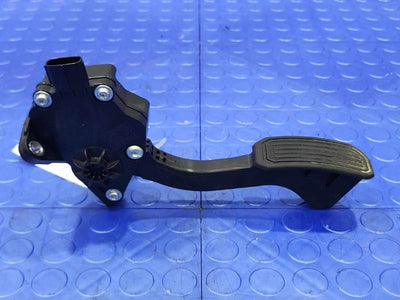 2012-2017 Toyota Prius V Prius Accelerator Pedal Assembly Genuine OEM 7811012050