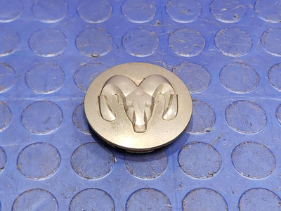 2002 Dodge Ram 1500 Center Cap