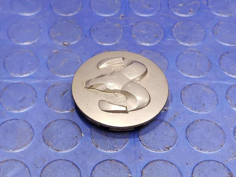 2002 Dodge Ram 1500 Center Cap