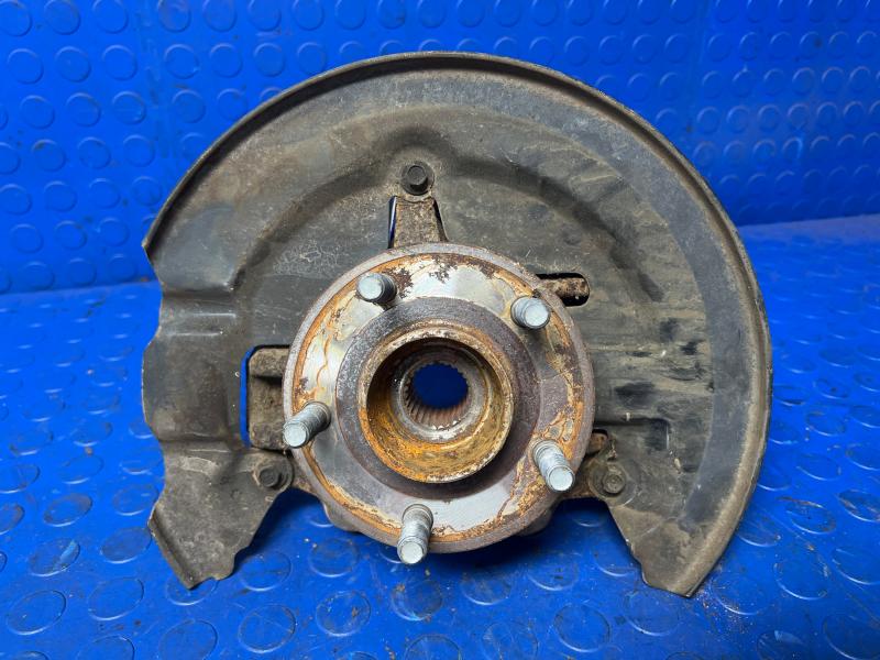2012-2018 Ford Focus Front Spindle Knuckle Right Passenger Side OEM BV6Z3K185D,RH