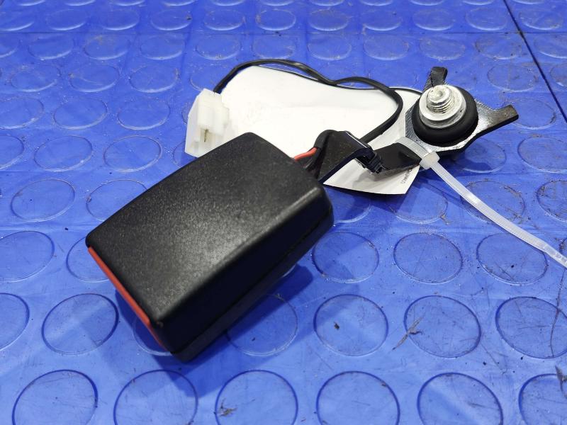 2011 Maserati Quattroporte Rear Seat Belt