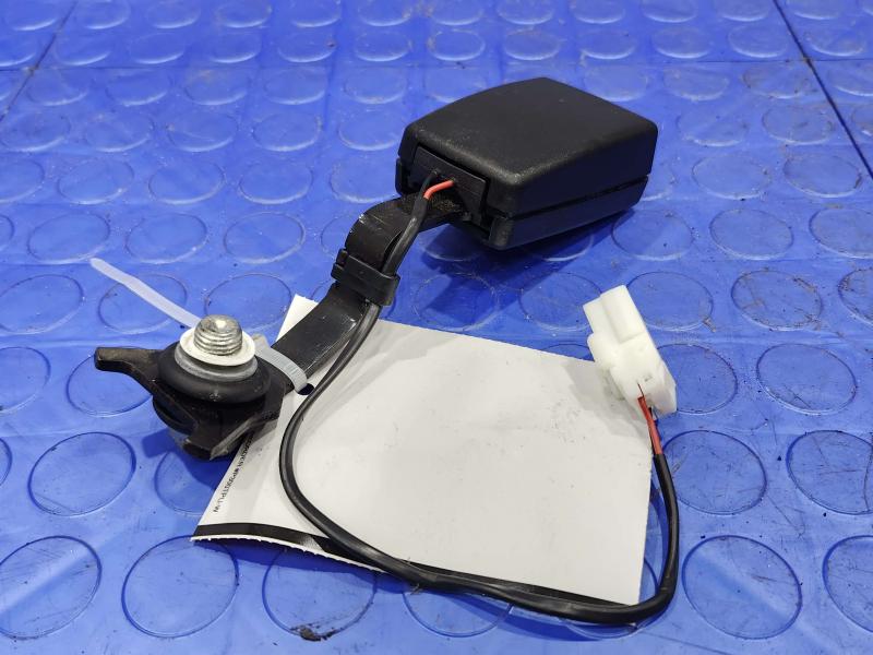 2011 Maserati Quattroporte Rear Seat Belt