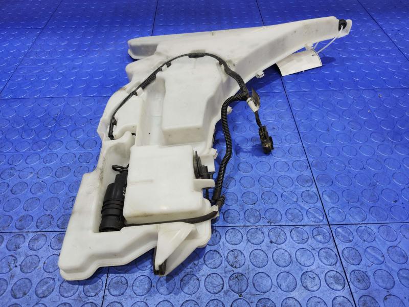 2016 Cadillac ATS Washer Bottle