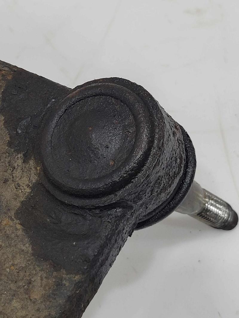 2008 GMC Yukon XL Upper Control Arm Front