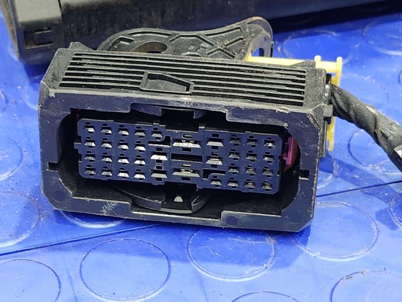 2018 Chevrolet Equinox Seat Track