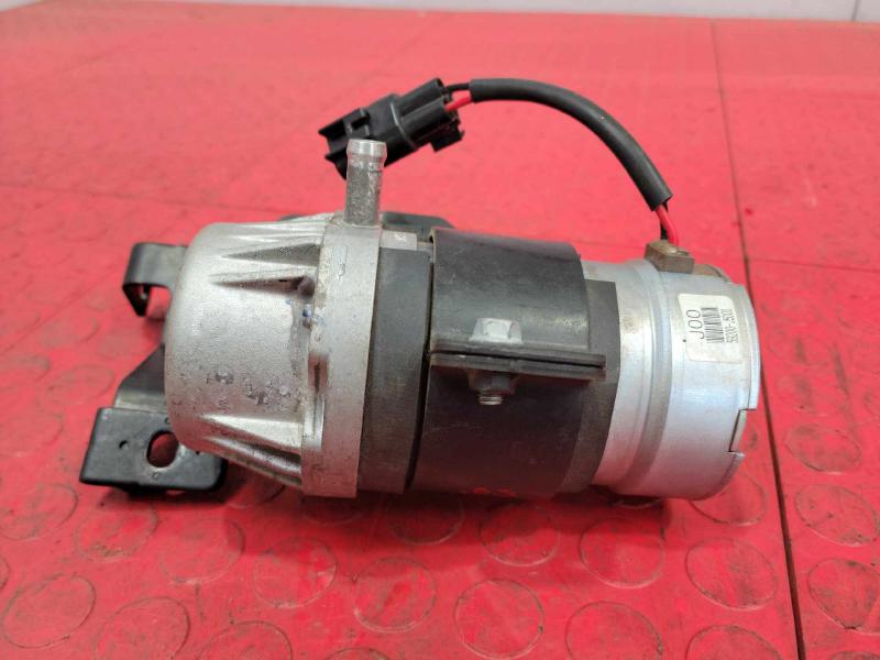 2018-2021 Kia Stinger Auxiliary Brake Booster Vacuum Pump OEM 59220J5000